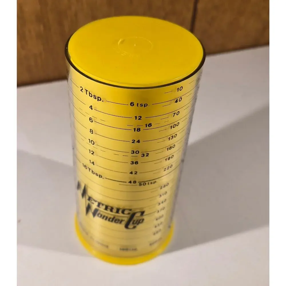 Milmour Metric Wonder Cup #101/102 Adjustable Measuring Cup 500ml Yellow Vintage